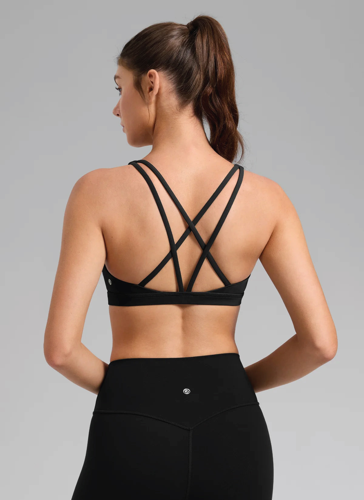 Hybrid Haus - Women's Low Cut U Neck Strappy Sports Bra
